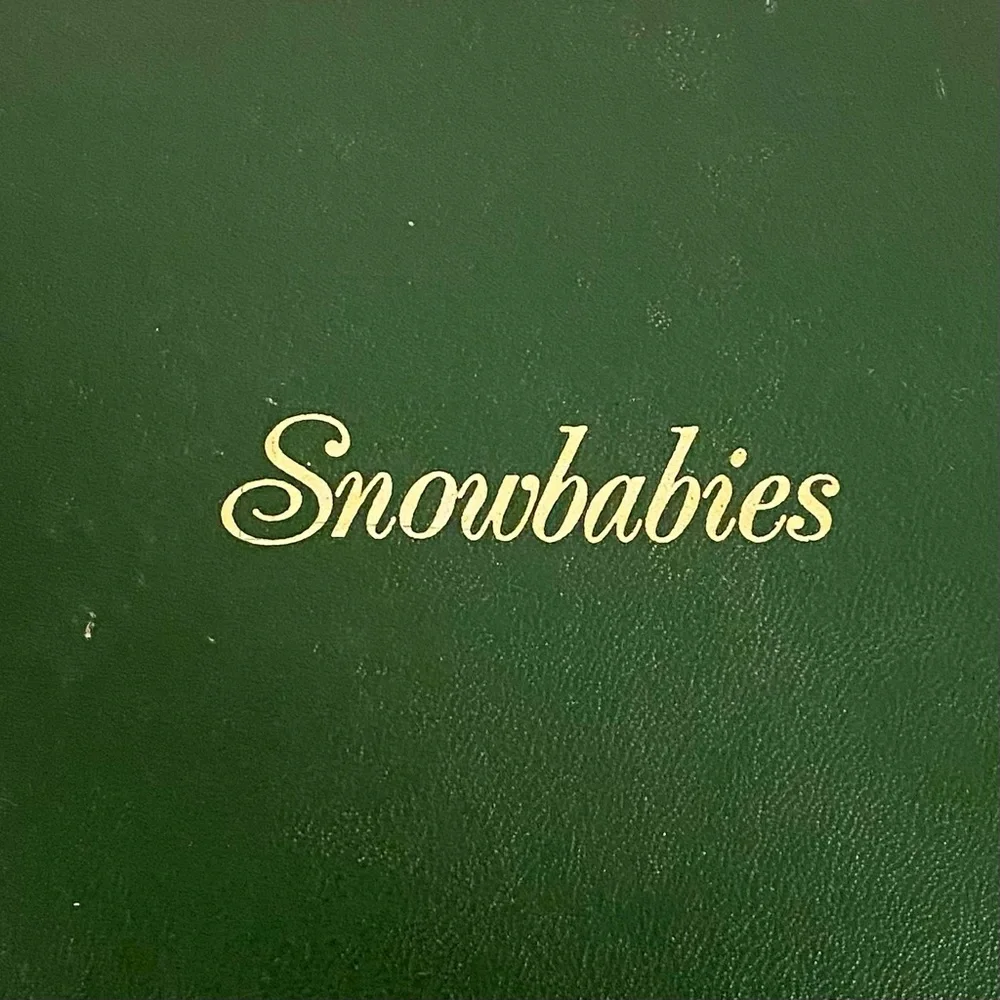 Vintage Dept 56 Snowbabies “All Fall Down” #7984-7 Set of 4 Figurines